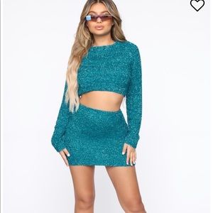 New Sparks fly metallic set -fashion nova